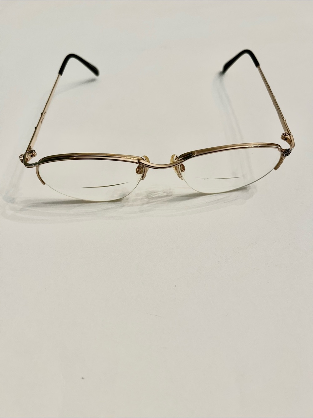 Vintage MOZART by NEOSTYLE Gold Oval Half Rim Eyeglass Frames 16/16 140 w/Case